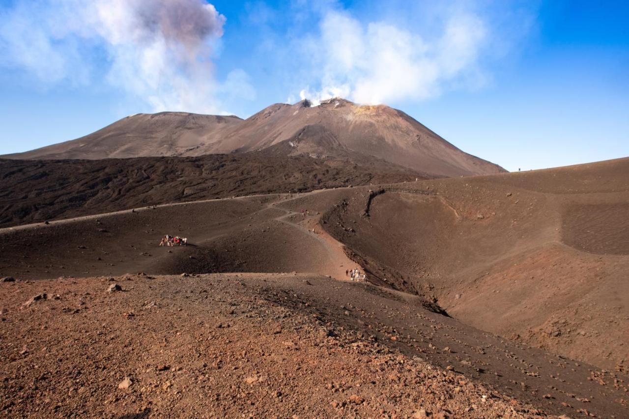 Zaffiro Lavico Rooms Etna Nature Sea Ачиреале Екстер'єр фото